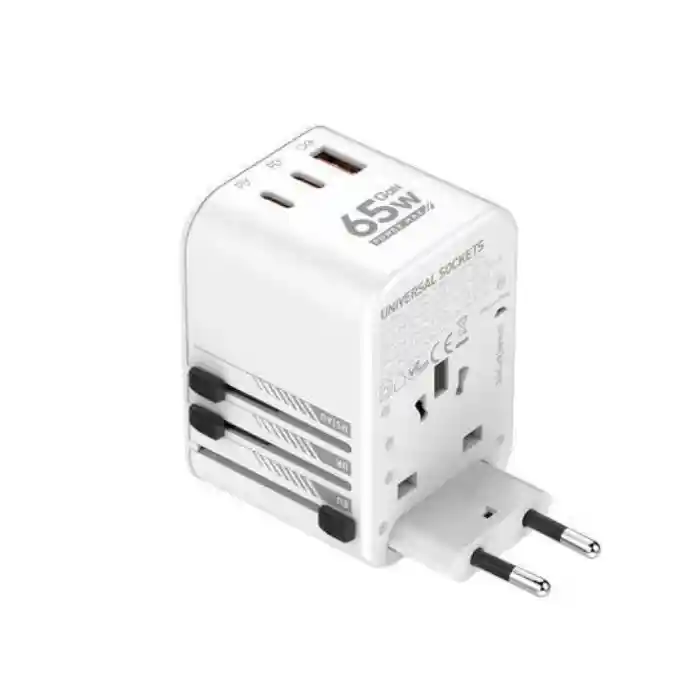 LDNIO Z6 3 USB Ports 65W GaN Travel Adapter